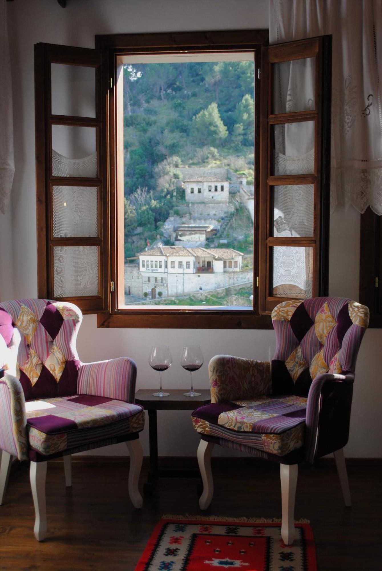 White House Boutique Hotel & Restaurant - Since 1999 Berat Extérieur photo