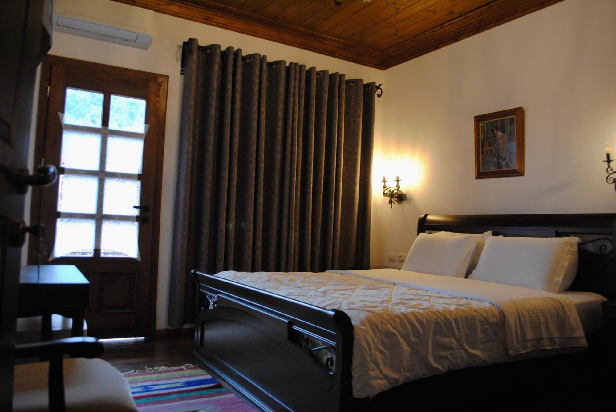 White House Boutique Hotel & Restaurant - Since 1999 Berat Extérieur photo