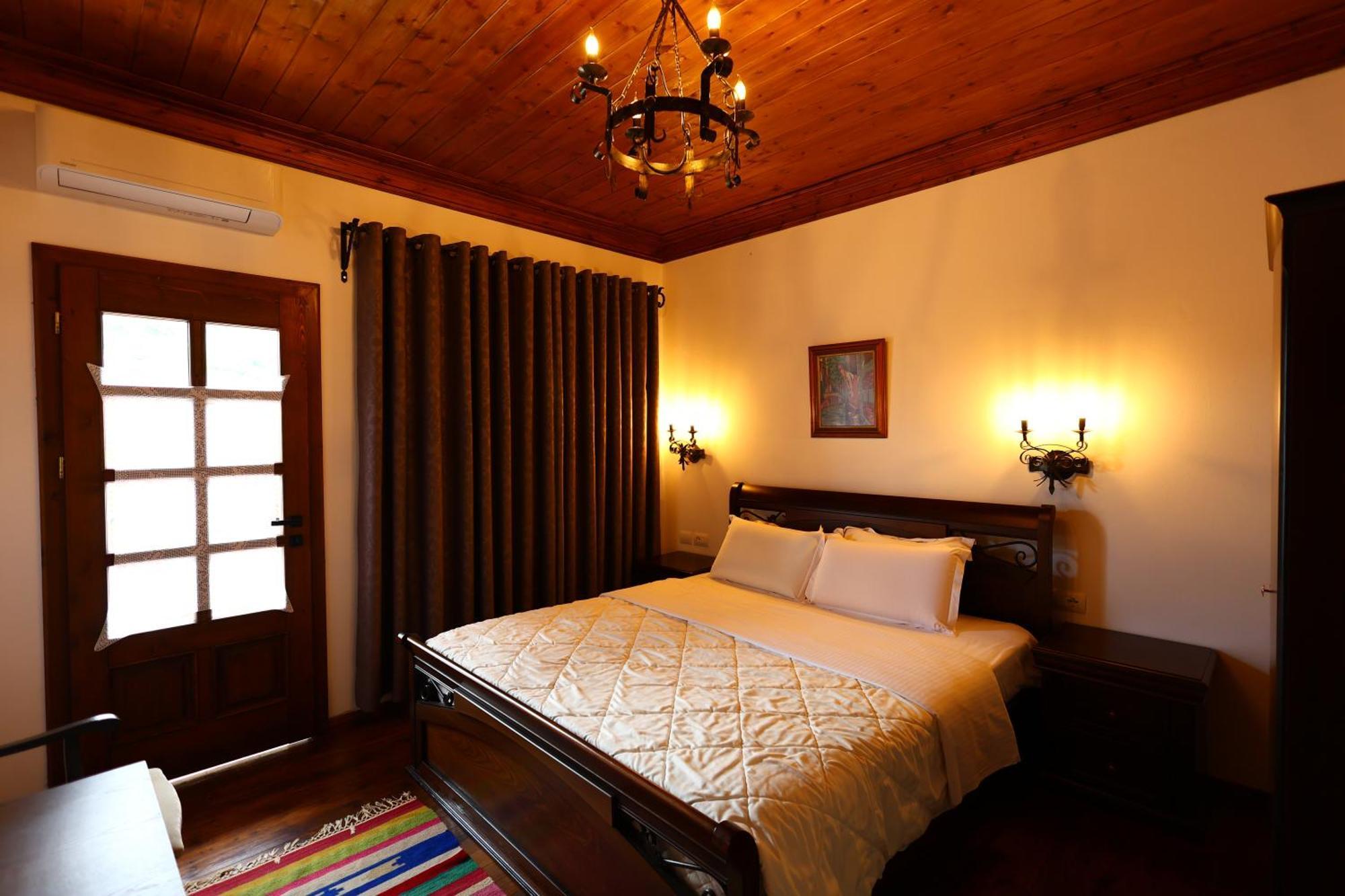 White House Boutique Hotel & Restaurant - Since 1999 Berat Extérieur photo
